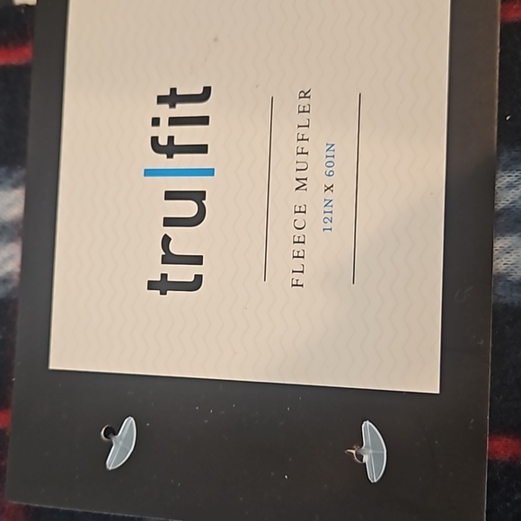 Fleece Muffler - Picture 8 of 8